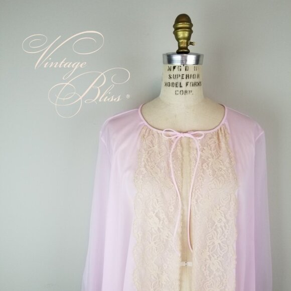 Vintage 1950's Pink Boudoir Sheer Bed Jacket with Ivory Lace By Vanity Fair Med - Picture 1 of 12